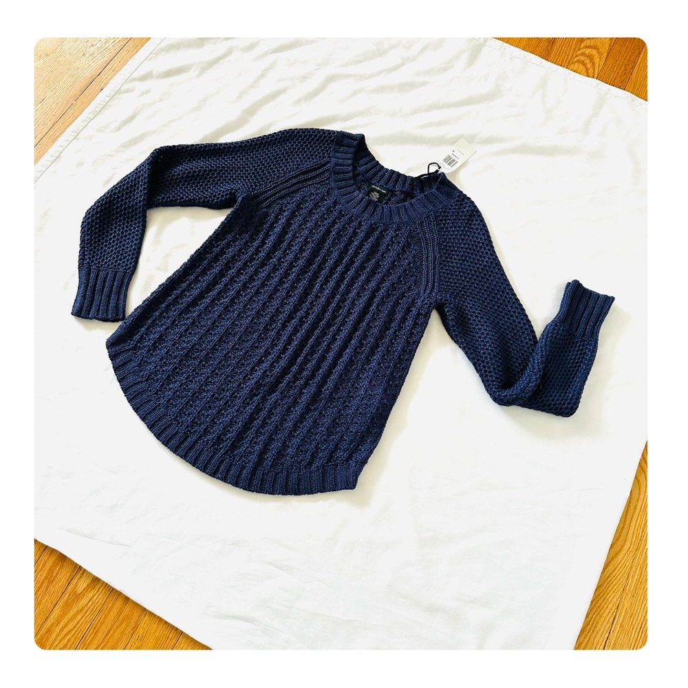 ★ NWT Calvin Klein Jeans Women's Core Texture Mixed Crew Sweater - Navy Blue ★ - Picture 9 of 17